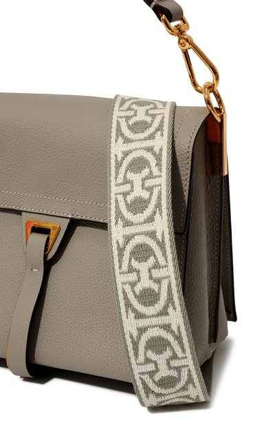 Сумка louise small COCCINELLE серого цвета по цене 39950 руб., арт. E1 LSG 15 01 01, фото 3 Сумка louise small COCCINELLE, арт. E1 LSG 15 01 01, фото 3