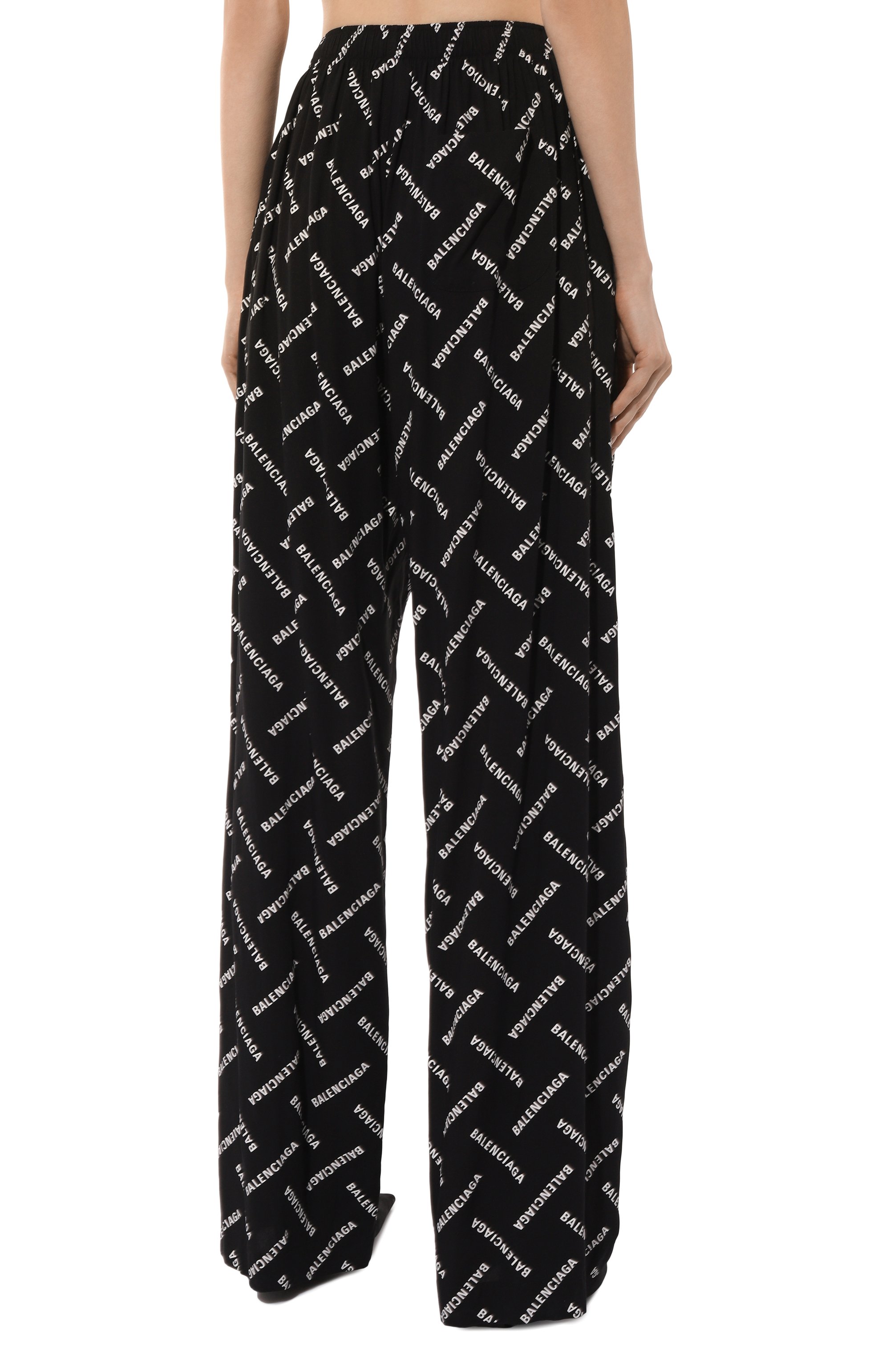 Брюки из вискозы BALENCIAGA черного цвета по цене 192500 руб., арт. 659026/TPLA5, фото 4 Брюки из вискозы BALENCIAGA, арт. 659026/TPLA5, фото 4