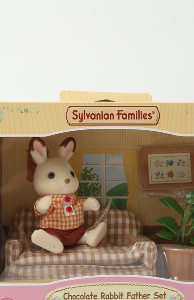 Игровой набор папа на диване SYLVANIAN FAMILIES разноцветного цвета по цене 2900 руб., арт. 5013, фото 3 Игровой набор папа на диване SYLVANIAN FAMILIES, арт. 5013, фото 3