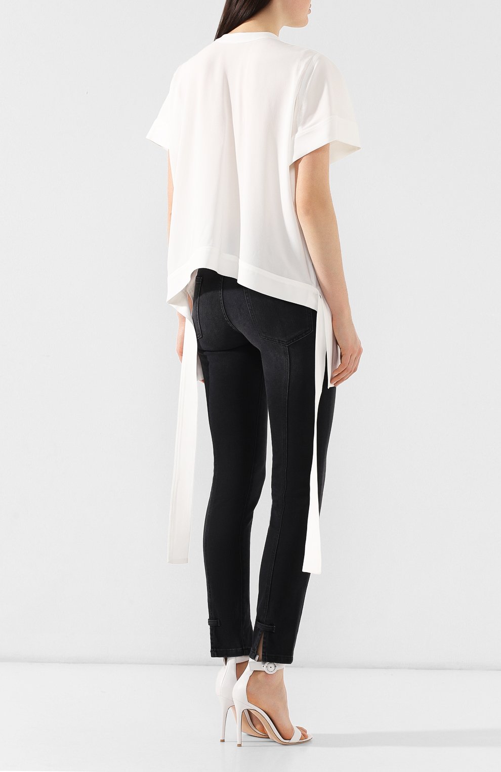 Блузка из вискозы GIVENCHY белого цвета по цене 92950 руб., арт. BW60HA120H, фото 4 Блузка из вискозы GIVENCHY, арт. BW60HA120H, фото 4