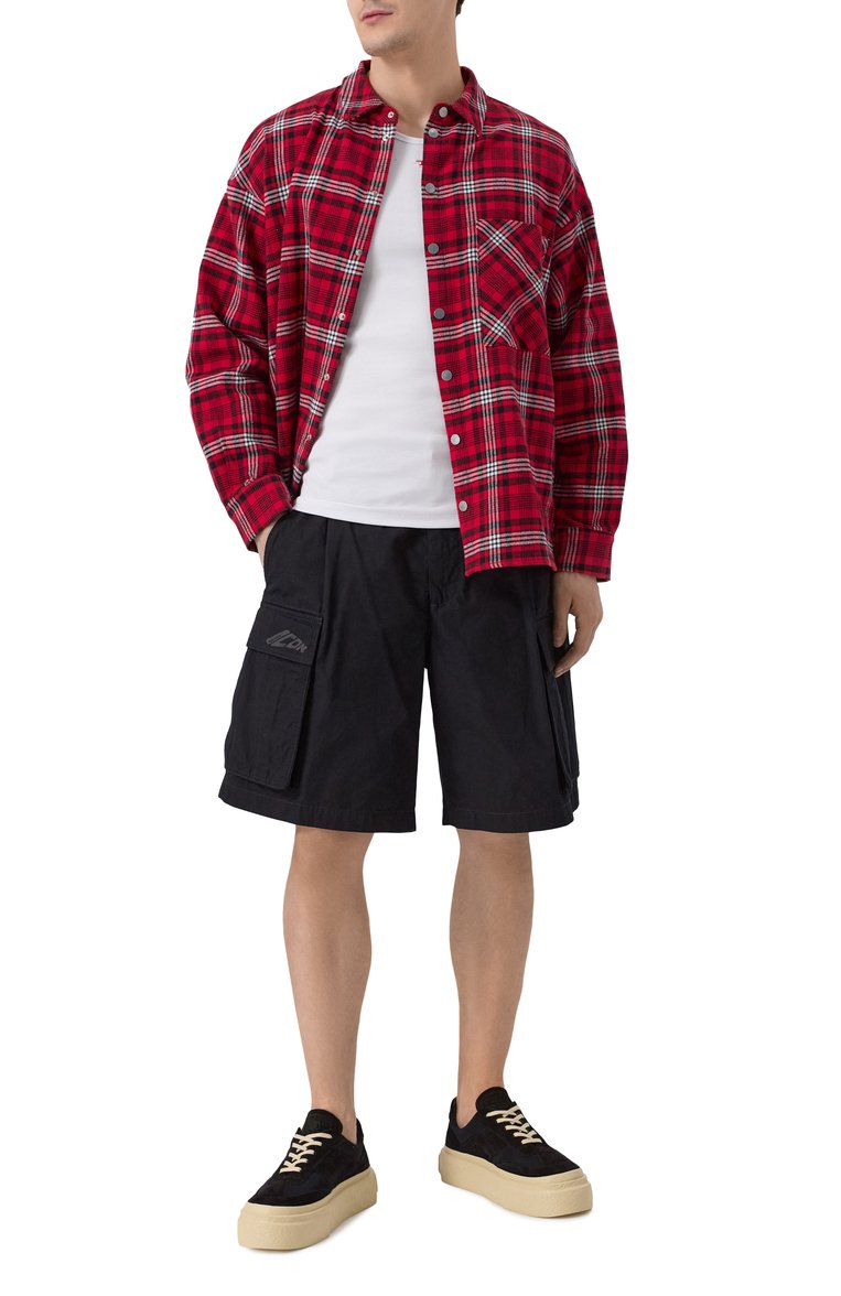 Мужские хлопковые шорты icon DSQUARED2 черного цвета, арт. S79MU0074/D35224 | Фо�то 2 (Длина Шорты М: Ниже колена; Случай: Повседневный; Стили: Кэжуэл; Принт: Без принта; Материал внешний: Хлопок)