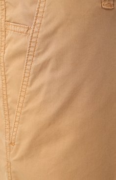 Мужские шорты CORNELIANI бежевого цвета, арт. 254EM2-2520127 | Фото 6 (Длина Шорты М: Ниже колена; Драгоценные камни: Проставлено; Материал сплава: Проставлено; Стили: Кэжуэл; Случай: Повседневный; Принт: Без принта; Материал внешний: Хлопок)