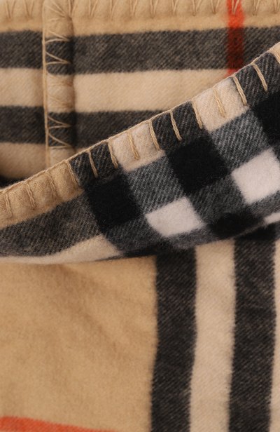 Кашемировый шарф-снуд BURBERRY бежевого цвета по цене 87000 руб., арт. 8121355, фото 3 Кашемировый шарф-снуд BURBERRY, арт. 8121355, фото 3