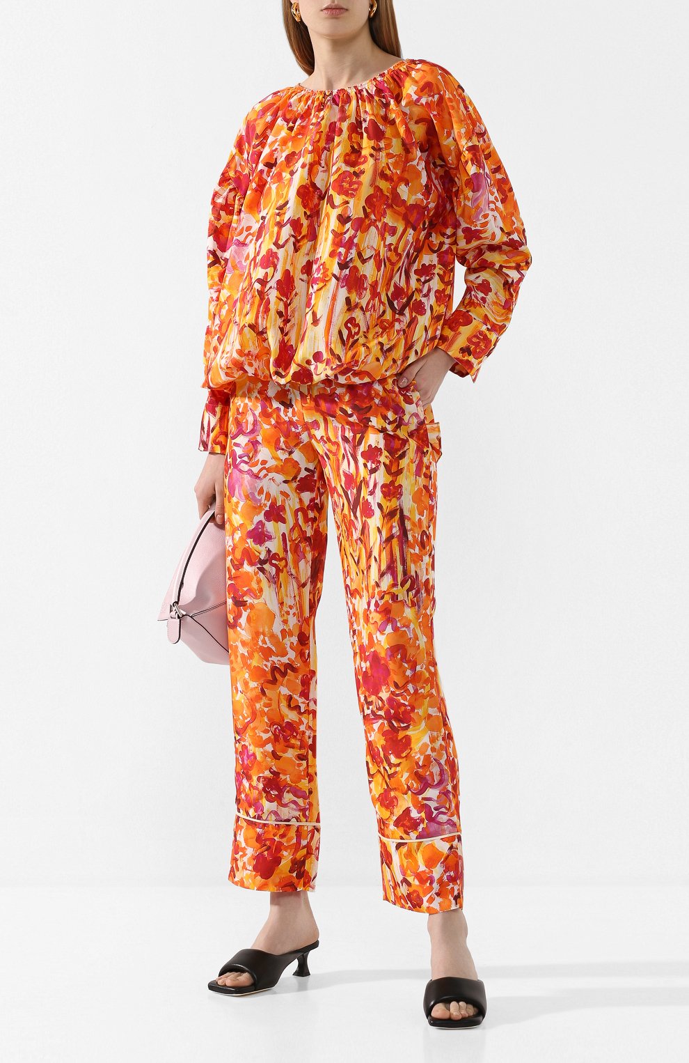 Шелковая блузка MARNI красного цвета по цене 98150 руб., арт. CAMA0319Y0/TSF37, фото 2 Шелковая блузка MARNI, арт. CAMA0319Y0/TSF37, фото 2