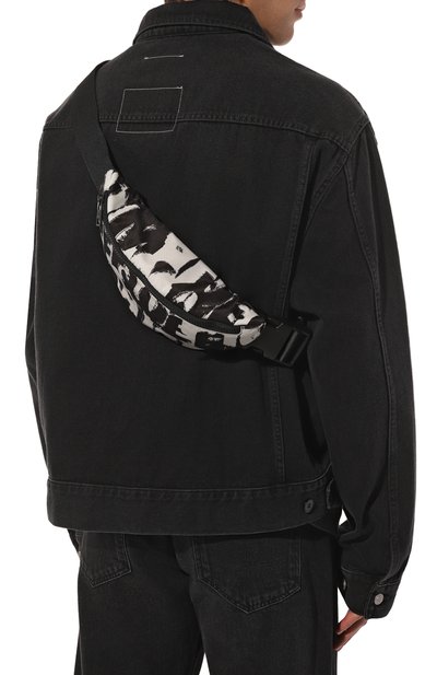 Текстильная поясная сумка ALEXANDER MCQUEEN черно-белого цвета по цене 73450 руб., арт. 691680 1AAHE, фото 2 Текстильная поясная сумка ALEXANDER MCQUEEN, арт. 691680 1AAHE, фото 2