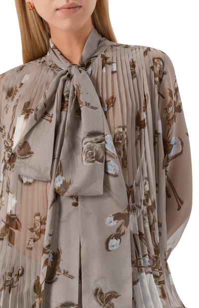 Блузка P.A.R.O.S.H. серого цвета по цене 111000 руб., арт. P0F-D381251, фото 5 Блузка P.A.R.O.S.H., арт. P0F-D381251, фото 5