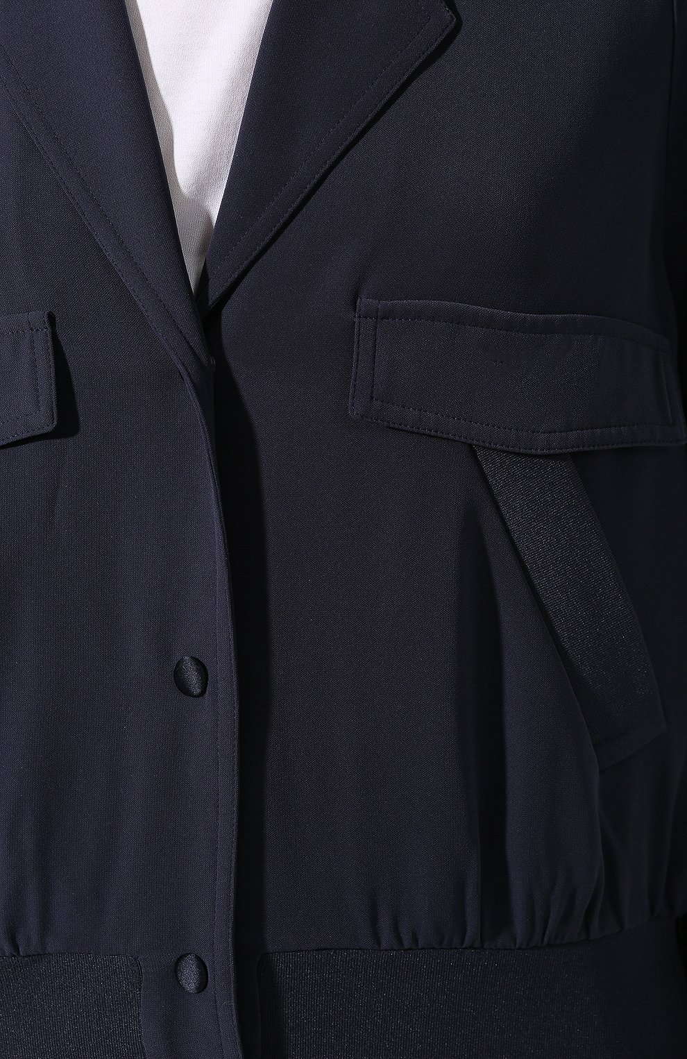 Жакет EMPORIO ARMANI темно-синего цвета по цене 58250 руб., арт. 3H2B61/2NWAZ, фото 5 Жакет EMPORIO ARMANI, арт. 3H2B61/2NWAZ, фото 5