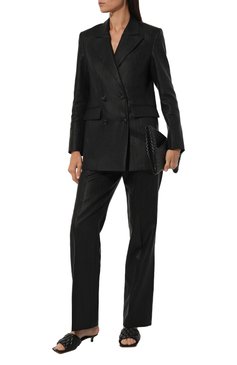 Женские кожаные мюли padded BOTTEGA VENETA черного цвета, арт. 729764/VBRR0 | Фото 2 (Материал сплава: Проставлено; Драгоценные камни: Проставлено; Подошва: Плоская; Каблук высота: Низкий; Материал внутренний: Натуральная кожа; Каблук тип: Kitten heel; Материал внешний: Натуральная кожа)