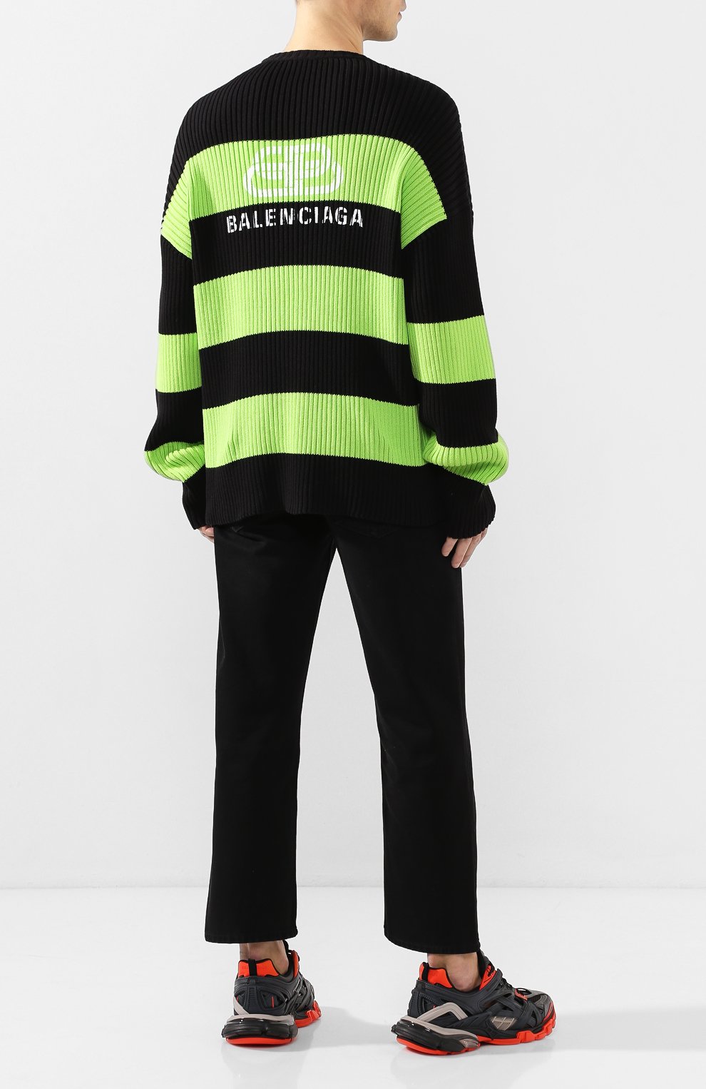 Хлопковый свитер BALENCIAGA зеленого цвета по цене 81950 руб., арт. 608760/T3162, фото 2 Хлопковый свитер BALENCIAGA, арт. 608760/T3162, фото 2