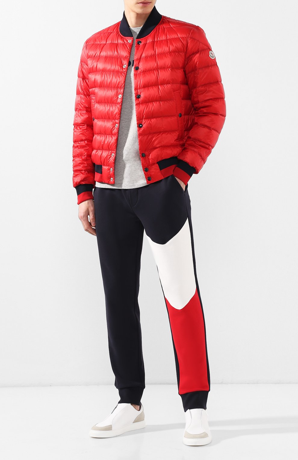 Пуховый бомбер MONCLER, арт. E1-091-40359-99-C0015, фото 2