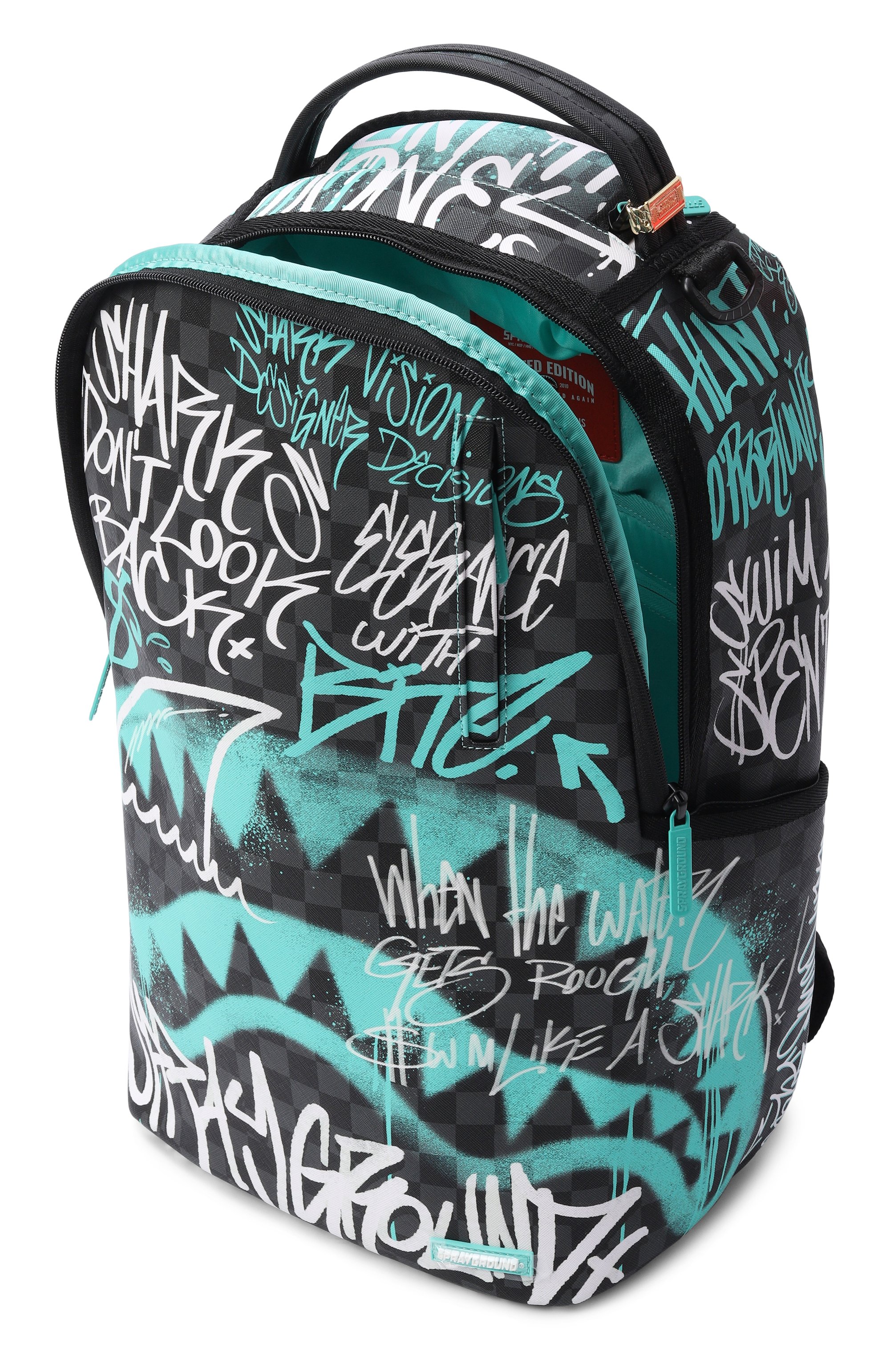 Рюкзак spray poetry SPRAYGROUND черного цвета по цене 17600 руб., арт. 910B8754NSZ/SPRAY P0ETRY III DLXSV BACKPACK, фото 3 Рюкзак spray poetry SPRAYGROUND, арт. 910B8754NSZ/SPRAY P0ETRY III DLXSV BACKPACK, фото 3