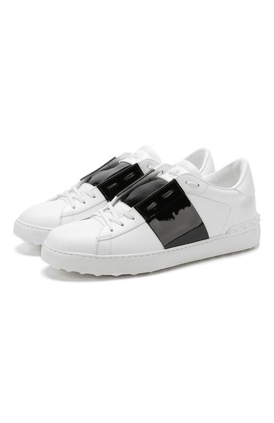 Кожаные кеды open VALENTINO черного цвета по цене 51300 руб., арт. MY0S0830/TCQ, фото 1 Кожаные кеды open VALENTINO, арт. MY0S0830/TCQ, фото 1