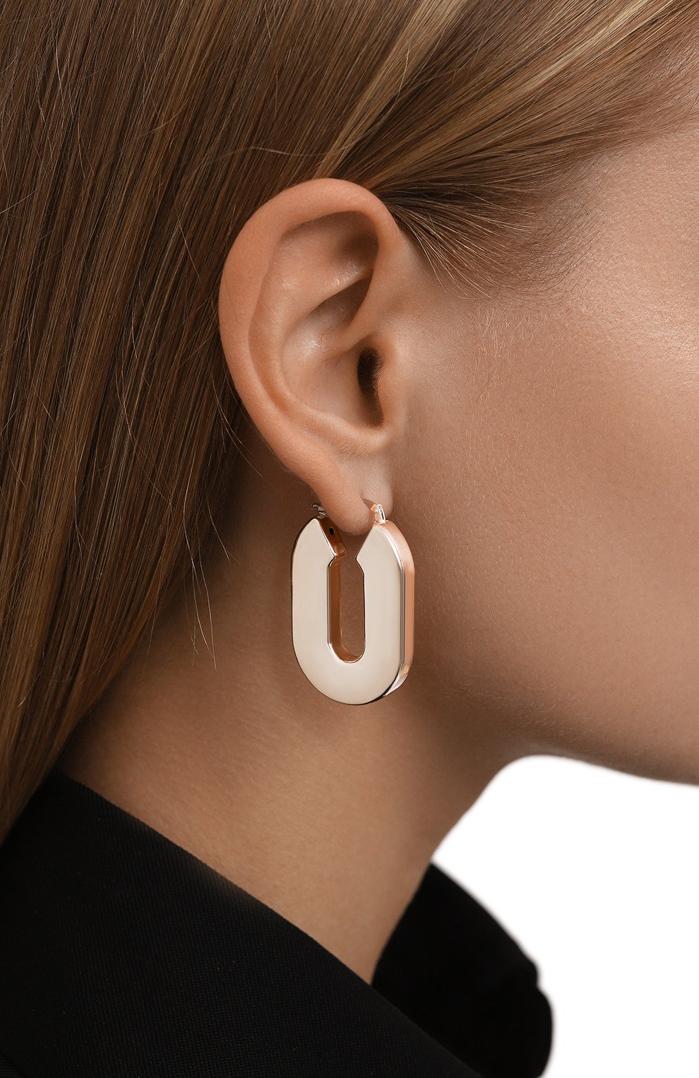 Серьги JIL SANDER золотого цвета по цене 43750 руб., арт. J11VG0080 P4877/SILVER, фото 2 Серьги JIL SANDER, арт. J11VG0080 P4877/SILVER, фото 2