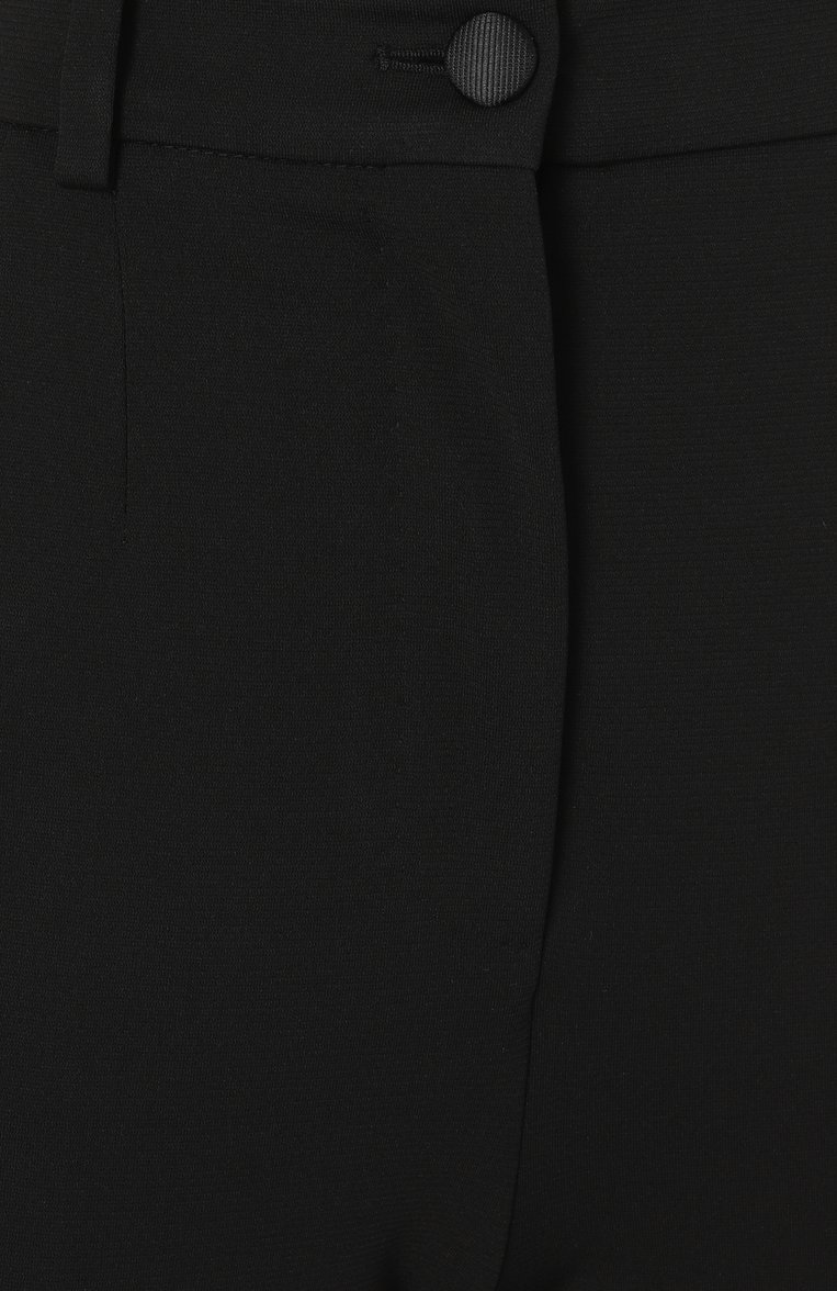 Женские брюки из вискозы DOLCE & GABBANA черного цвета, арт. FTDADT/FUGN7 | Фото 6 (Материал внешний: Вискоза; Материал сплава: Проставлено; Драгоценные камни: Проставлено; Длина (брюки, джинсы): Удлиненные; Силуэт Ж (брюки и джинсы): Расклешенные; Случай: Формальный; Женское Кросс-КТ: Брюки-одежда; Стили: Классический)