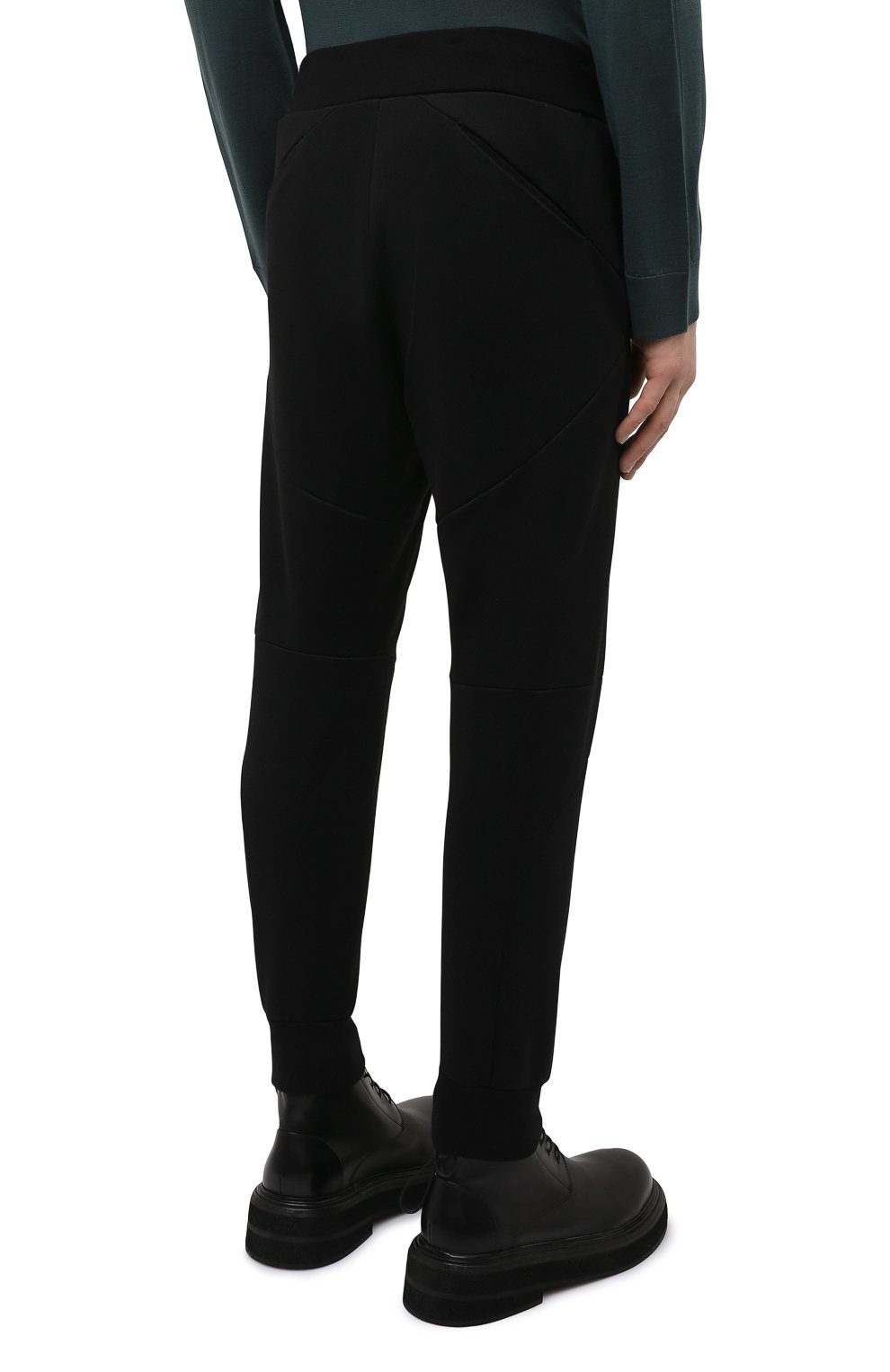 Джоггеры KAZUYUKI KUMAGAI черного цвета по цене 32550 руб., арт. AP11-219, фото 4 Джоггеры KAZUYUKI KUMAGAI, арт. AP11-219, фото 4