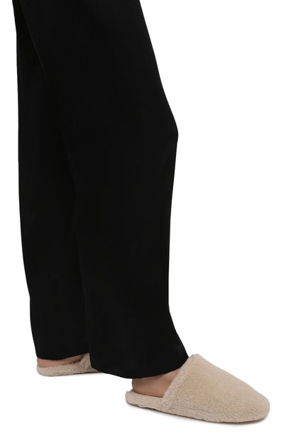 Текстильные домашние туфли LORO PIANA кремового цвета по цене 92400 руб., арт. FAL9652, фото 3 Текстильные домашние туфли LORO PIANA, арт. FAL9652, фото 3