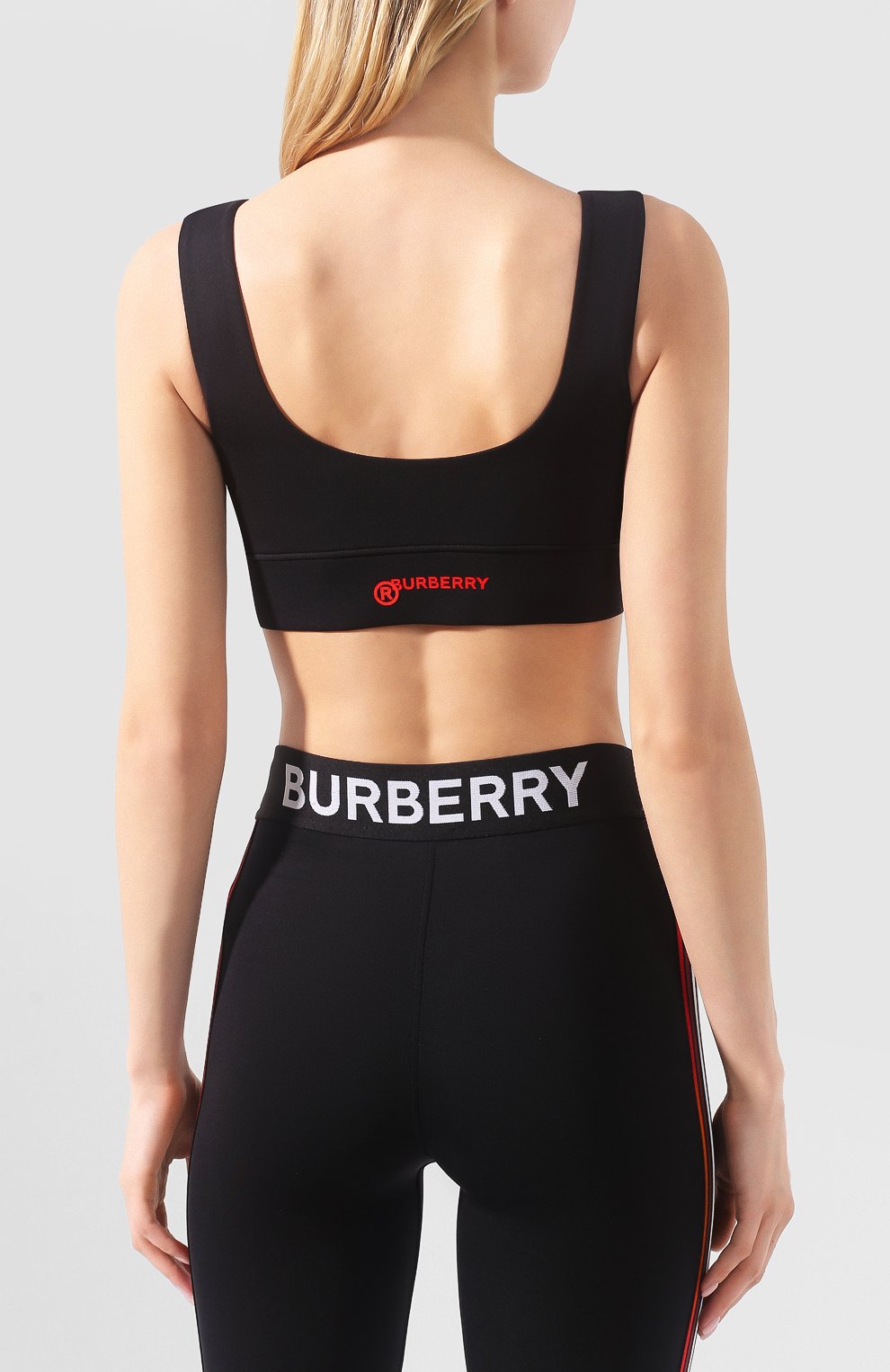 Топ BURBERRY черного цвета по цене 38850 руб., арт. 8029581, фото 4 Топ BURBERRY, арт. 8029581, фото 4