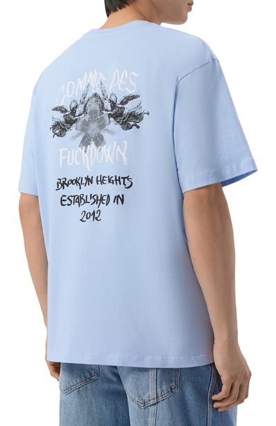 Хлопковая футболка COMME DES FUCKDOWN голубого цвета по цене 6905 руб., арт. CFABM01939, фото 4 Хлопковая футболка COMME DES FUCKDOWN, арт. CFABM01939, фото 4