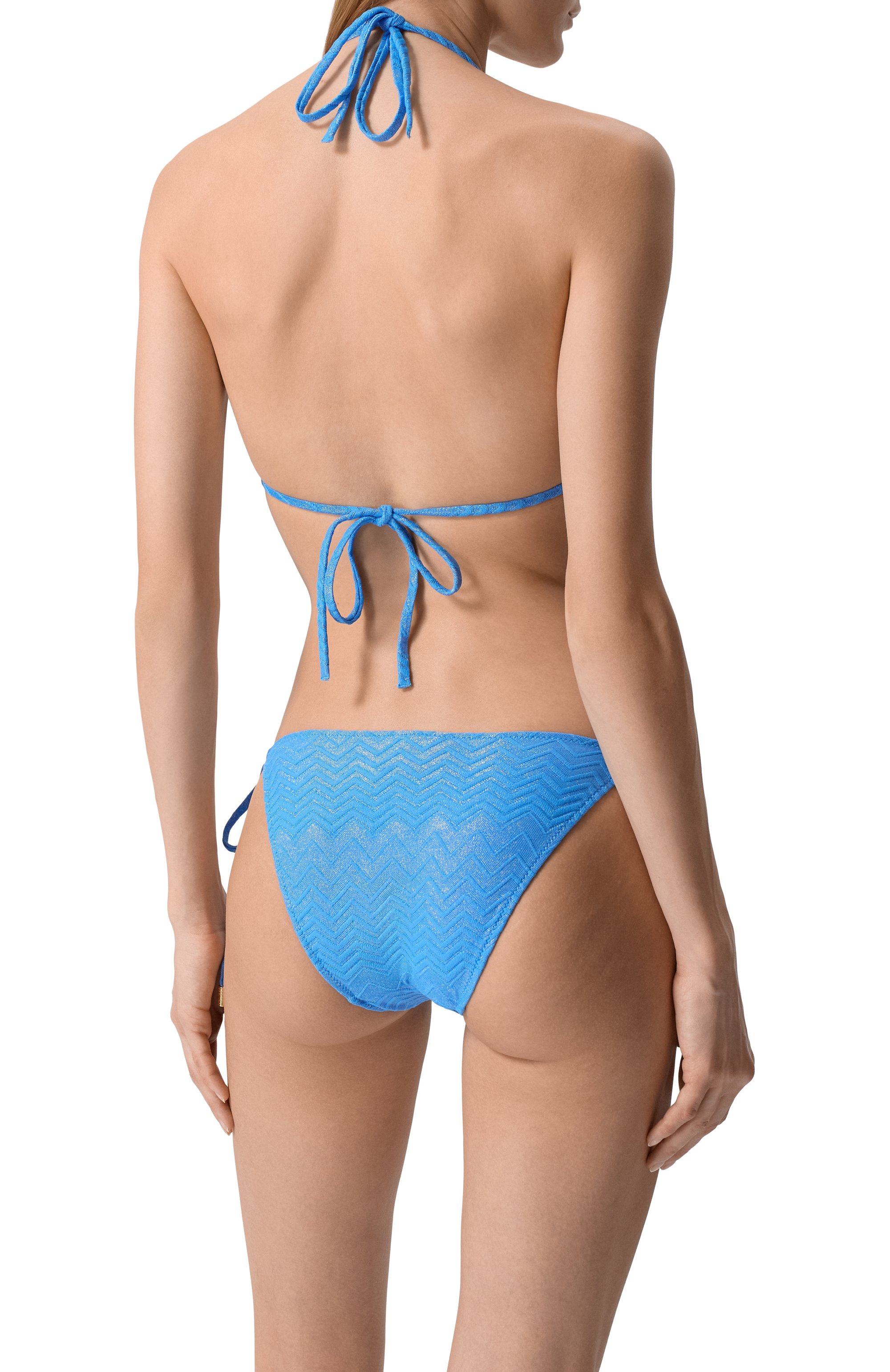 Треугольный бра MELISSA ODABASH голубого цвета по цене 19080 руб., арт. MAINE TOP SS, фото 3 Треугольный бра MELISSA ODABASH, арт. MAINE TOP SS, фото 3