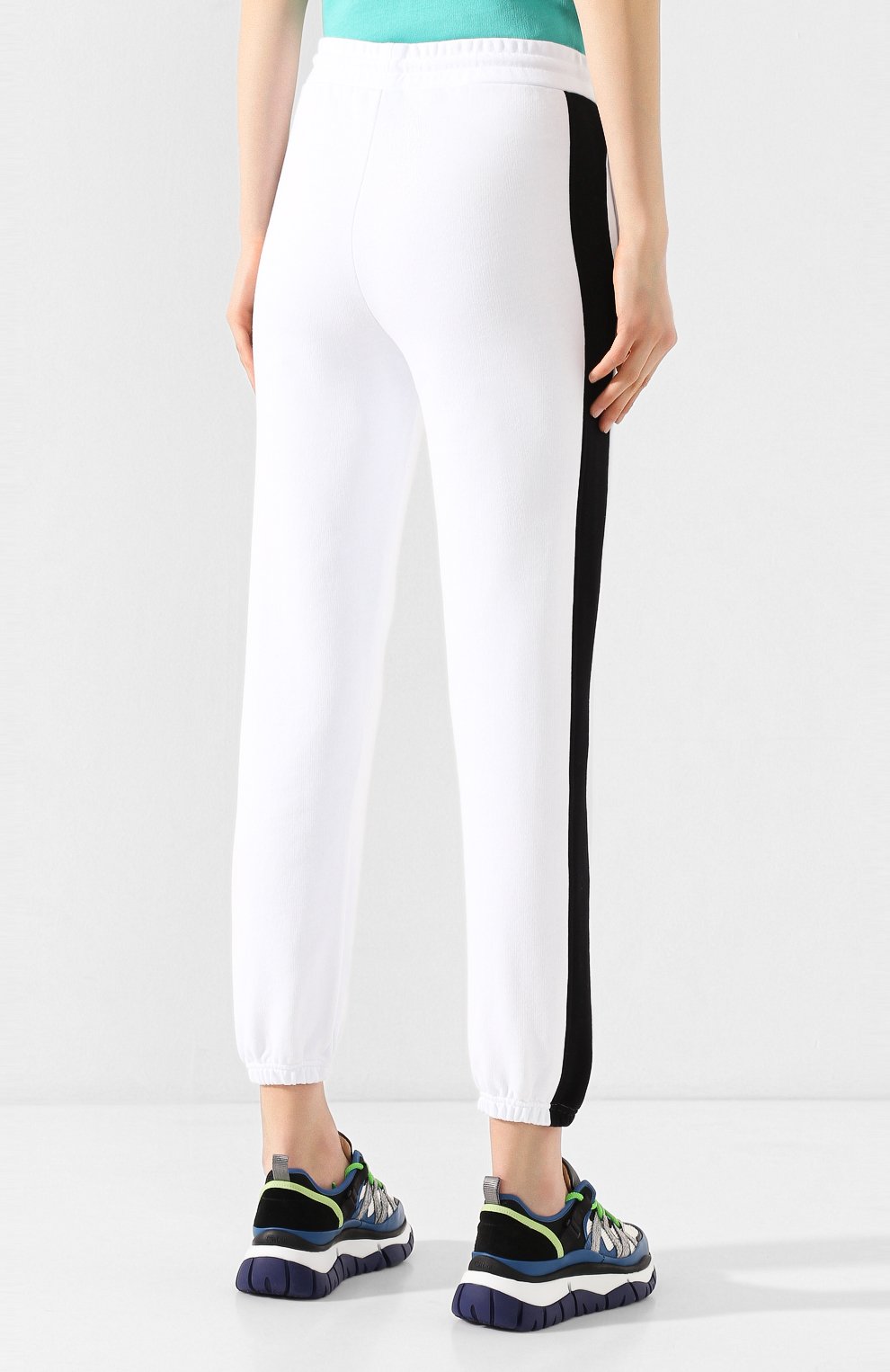 Джоггеры MSGM белого цвета по цене 17650 руб., арт. 2841MDP63 207299, фото 4 Джоггеры MSGM, арт. 2841MDP63 207299, фото 4