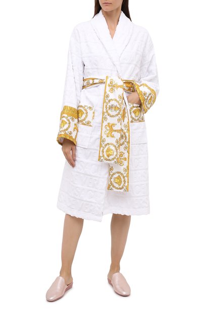Хлопковый халат VERSACE белого цвета по цене 69850 руб., арт. ZACJ00008/ZC0SP052, фото 2 Хлопковый халат VERSACE, арт. ZACJ00008/ZC0SP052, фото 2