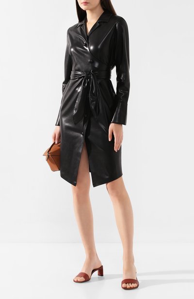 Платье с поясом NANUSHKA черного цвета по цене 63150 руб., арт. AILSA_BLACK_VEGAN LEATHER, фото 2 Платье с поясом NANUSHKA, арт. AILSA_BLACK_VEGAN LEATHER, фото 2