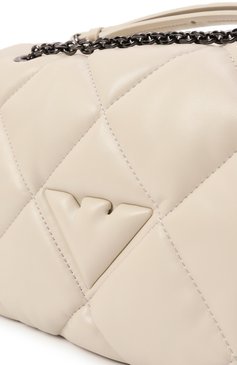Женская сумка EMPORIO ARMANI кремового цвета, арт. Y3B208/YWJ8I | Фото 3 (Материал: Текстиль; Размер: medium; Ремень/цепочка: На ремешке)