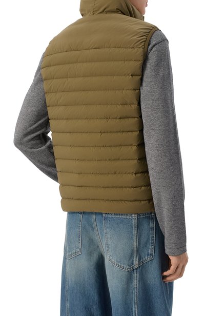 Пуховый жилет STONE ISLAND хаки цвета по цене 88300 руб., арт. L1S15G100007/S0183, фото 4 Пуховый жилет STONE ISLAND, арт. L1S15G100007/S0183, фото 4