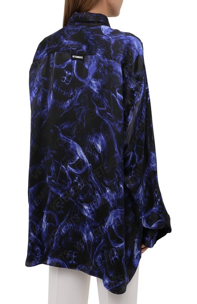 Рубашка из вискозы VETEMENTS синего цвета по цене 106500 руб., арт. UA52SH600B 2610/W, фото 4 Рубашка из вискозы VETEMENTS, арт. UA52SH600B 2610/W, фото 4