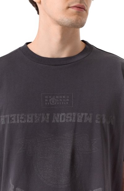 Хлопковая футболка MM6 темно-серого цвета по цене 26200 руб., арт. SH0GC0041/S24311, фото 5 Хлопковая футболка MM6, арт. SH0GC0041/S24311, фото 5