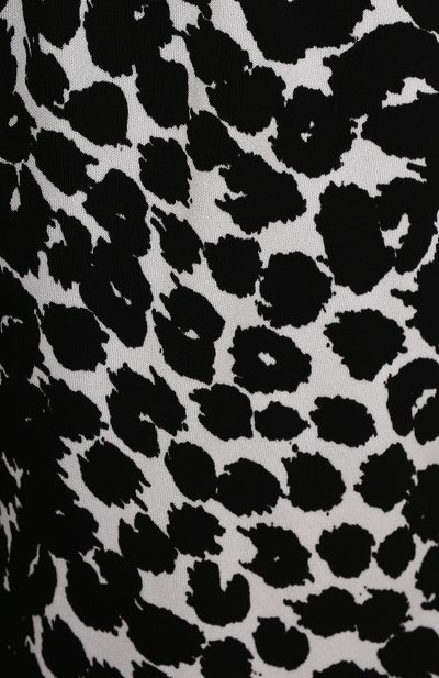 Комбинезон из вискозы TOM FORD черно-белого цвета по цене 481000 руб., арт. TUJ097-FAP116, фото 5 Комбинезон из вискозы TOM FORD, арт. TUJ097-FAP116, фото 5