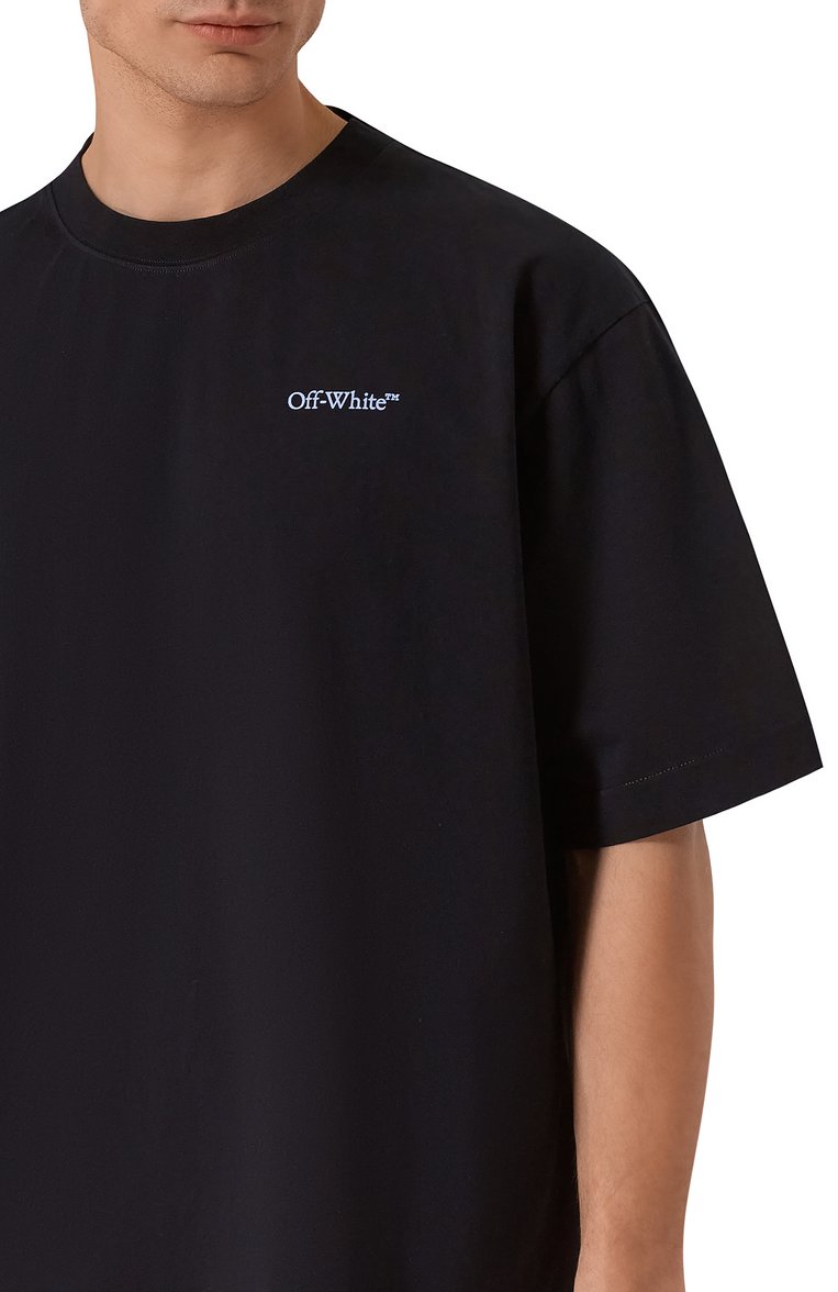 Мужская хлопковая футболка OFF-WHITE черного цвета, арт. 0MAA120S25JER00G | Фото 5 (Рукава: Короткие; Стили: Кэжуэл; Длина (для топов): Стандартные; Автоматизация состава: Проставлено; Мужское Кросс-КТ: Футболка-одежда; Детали: Без декора; Автоматизация ТО: Проставлено; Принт: С принтом; Материал внешний: Хлопок)