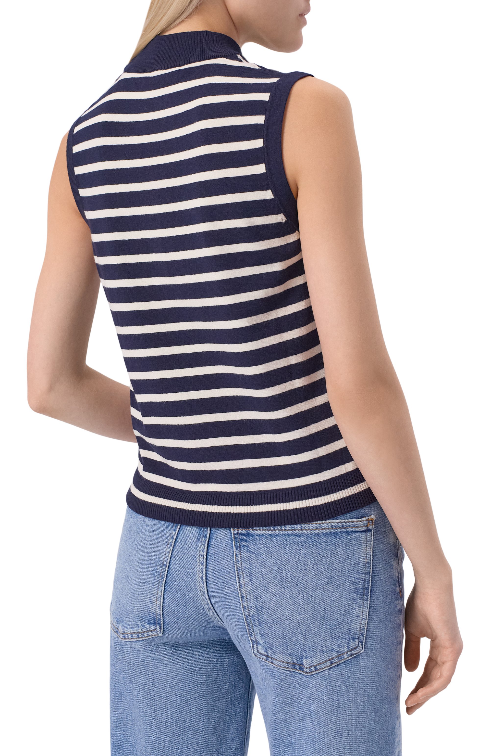 Топ из вискозы WEEKEND MAX MARA синего цвета по цене 19900 руб., арт. NAZI0NE, фото 4 Топ из вискозы WEEKEND MAX MARA, арт. NAZI0NE, фото 4