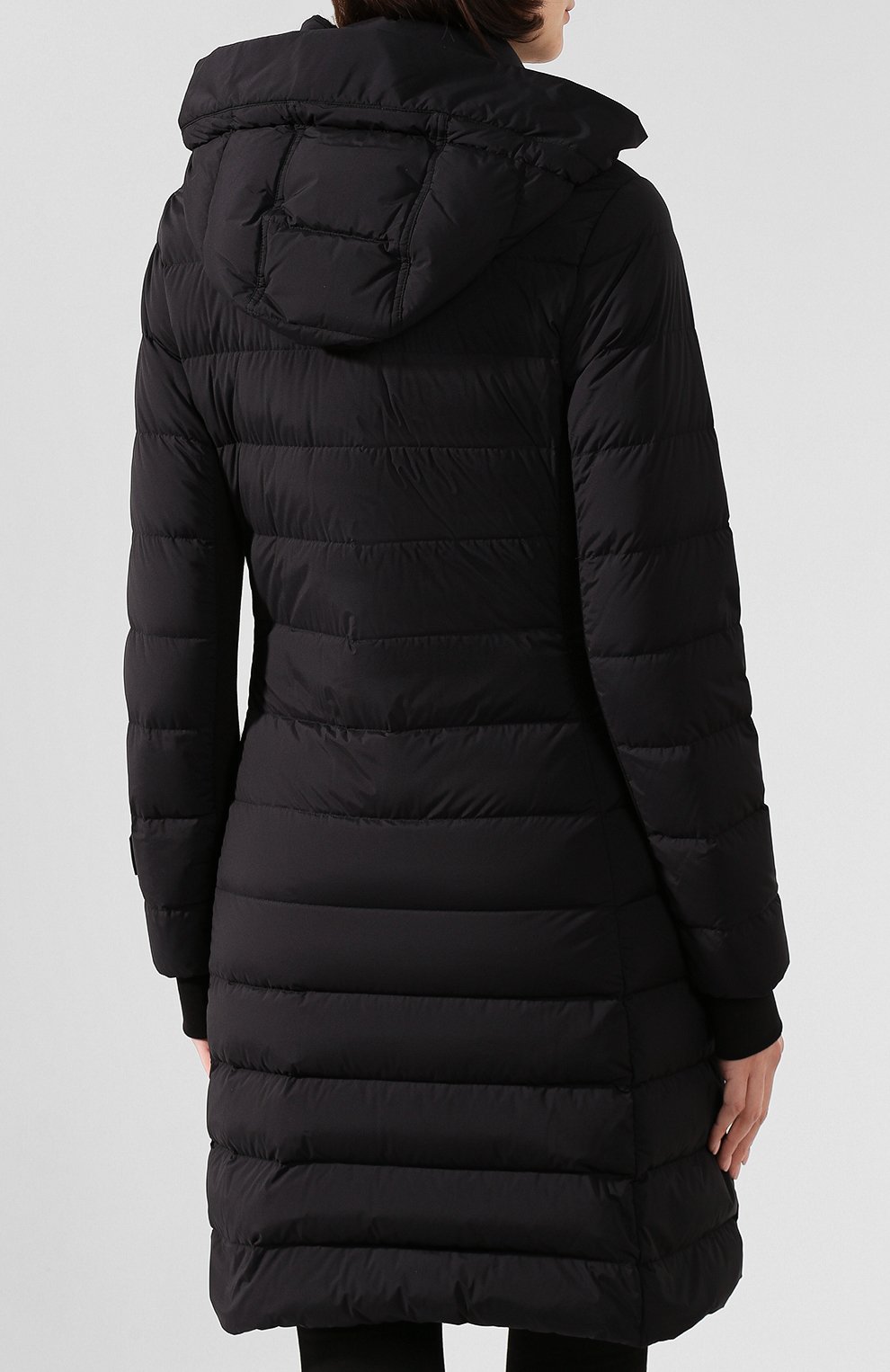 Пуховик newbridge BURBERRY черного цвета по цене 141500 руб., арт. 8018557, фото 4 Пуховик newbridge BURBERRY, арт. 8018557, фото 4