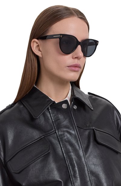 Солнцезащитные очки TOM FORD черного цвета по цене 59950 руб., арт. TF1311 01D, фото 2 Солнцезащитные очки TOM FORD, арт. TF1311 01D, фото 2