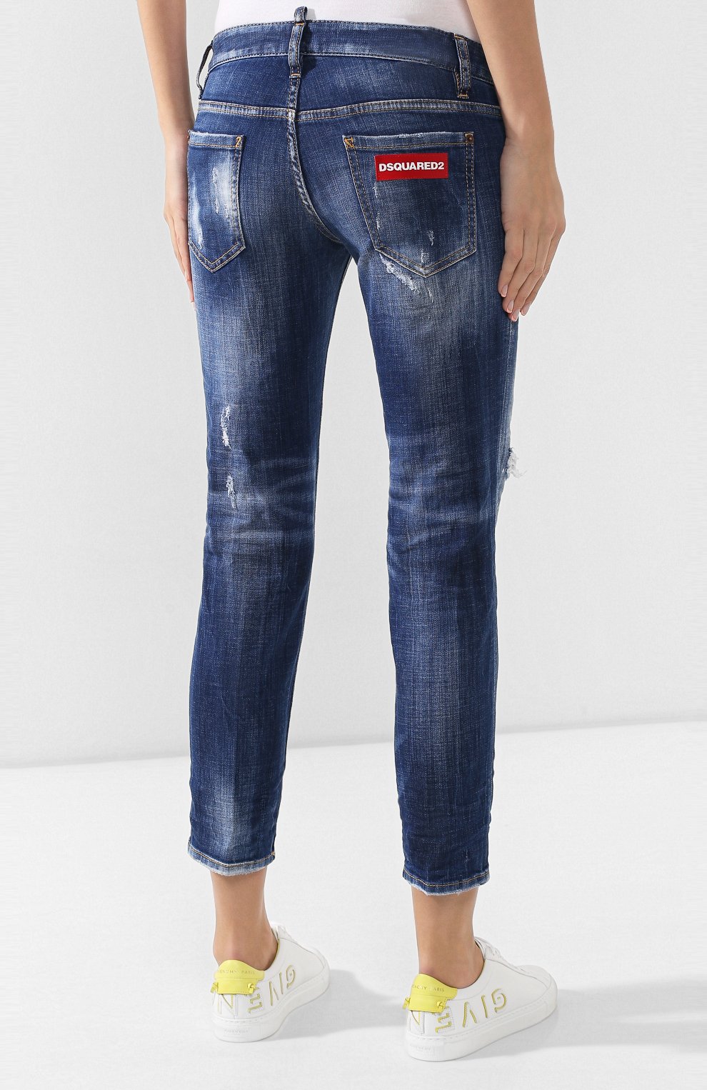 Укороченные джинсы DSQUARED2 синего цвета по цене 30900 руб., арт. S72LB0238/S30342, фото 4 Укороченные джинсы DSQUARED2, арт. S72LB0238/S30342, фото 4