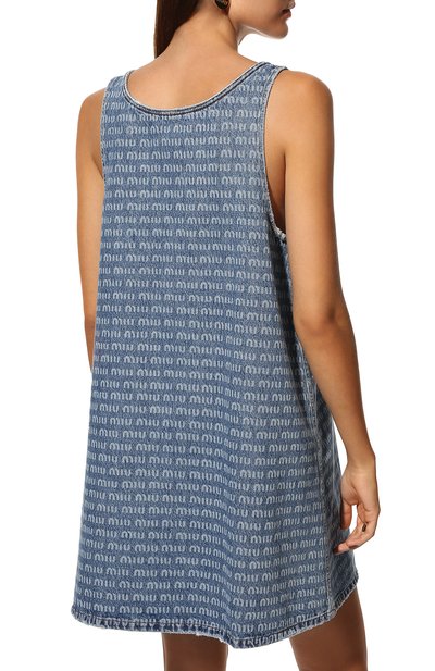 Джинсовое платье MIU MIU голубого цвета по цене 140000 руб., арт. GWA186-10DP-F0013, фото 4 Джинсовое платье MIU MIU, арт. GWA186-10DP-F0013, фото 4