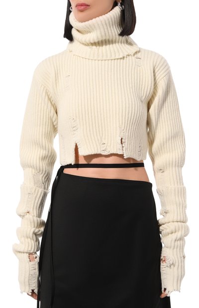 Шерстяной свитер ANN DEMEULEMEESTER кремового цвета по цене 82900 руб., арт. 2402-W-KN34-KN048-003, фото 3 Шерстяной свитер ANN DEMEULEMEESTER, арт. 2402-W-KN34-KN048-003, фото 3