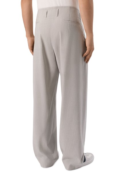 Шерстяные брюки EMPORIO ARMANI светло-серого цвета по цене 63950 руб., арт. EM006934/TE22612, фото 4 Шерстяные брюки EMPORIO ARMANI, арт. EM006934/TE22612, фото 4