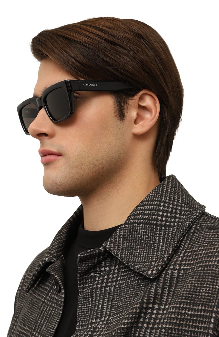 Женские солнцезащитные очки SAINT LAURENT черного цвета, арт. SL 615 001 | Фото 3 (Региональные ограничения белый список (Axapta Mercury): Не проставлено; Нос: Не проставлено; Материал: Пластик; Кросс-КТ: С/з-унисекс; Тип очков: С/з; Очки форма: Квадратные; Оптика Гендер: оптика-унисекс)