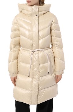 Женский пуховик WOOLRICH кремвого цвета, арт. CFWW0U0719FRUT3085 | Фото 3 (Кросс-КТ: Куртка, Пуховик; Материал внешний: Синтетический материал; Материал сплава: Проставлено; Материал подклада: Синтетический материал; Драгоценные камни: Проставлено; Материал утеплителя: Пух и перо; Стили: Кэжуэл)