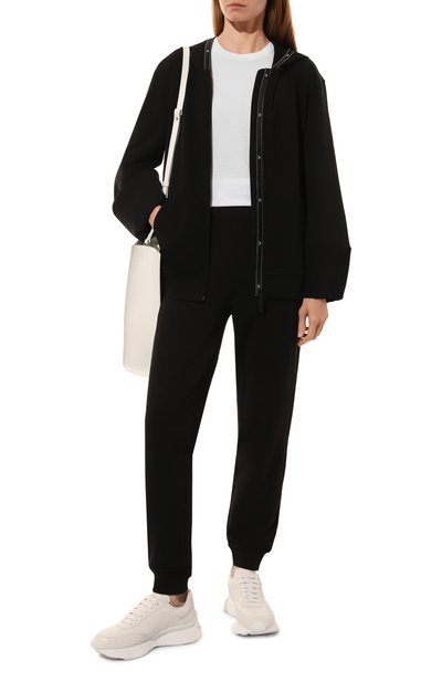 Хлопковая толстовка EMPORIO ARMANI черного цвета по цене 28050 руб., арт. 6D2M6D/1JHSZ, фото 2 Хлопковая толстовка EMPORIO ARMANI, арт. 6D2M6D/1JHSZ, фото 2