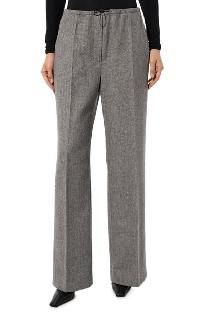 Брюки RUBAN серого цвета по цене 44000 руб., арт. RFW23/24-7.1.45.4, фото 3 Брюки RUBAN, арт. RFW23/24-7.1.45.4, фото 3