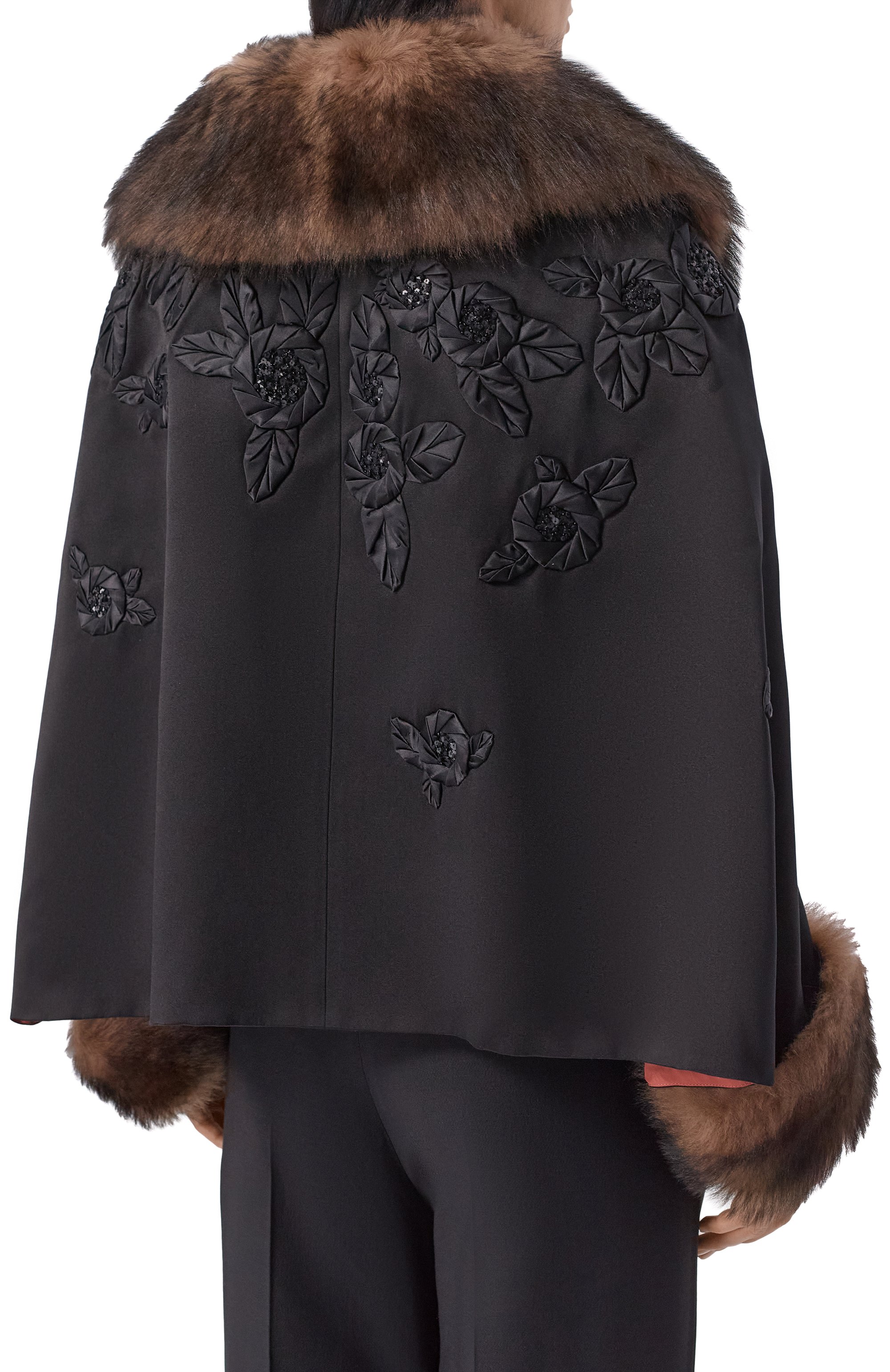 Шелковая накидка с отделкой из овчины VALENTINO, арт. 8B3CG4WA/8HE, фото 4