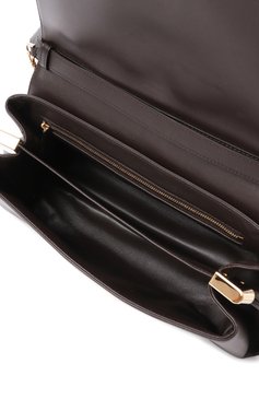 Женская сумка front flap FERRAGAMO темно-коричневого цвета, арт. 219794/779062 | Фото 5 (Драгоценные камни: Проставлено; Ремень/цепочка: На ремешке; Материал: Натуральная кожа; Материал сплава: Проставлено; Размер: medium)