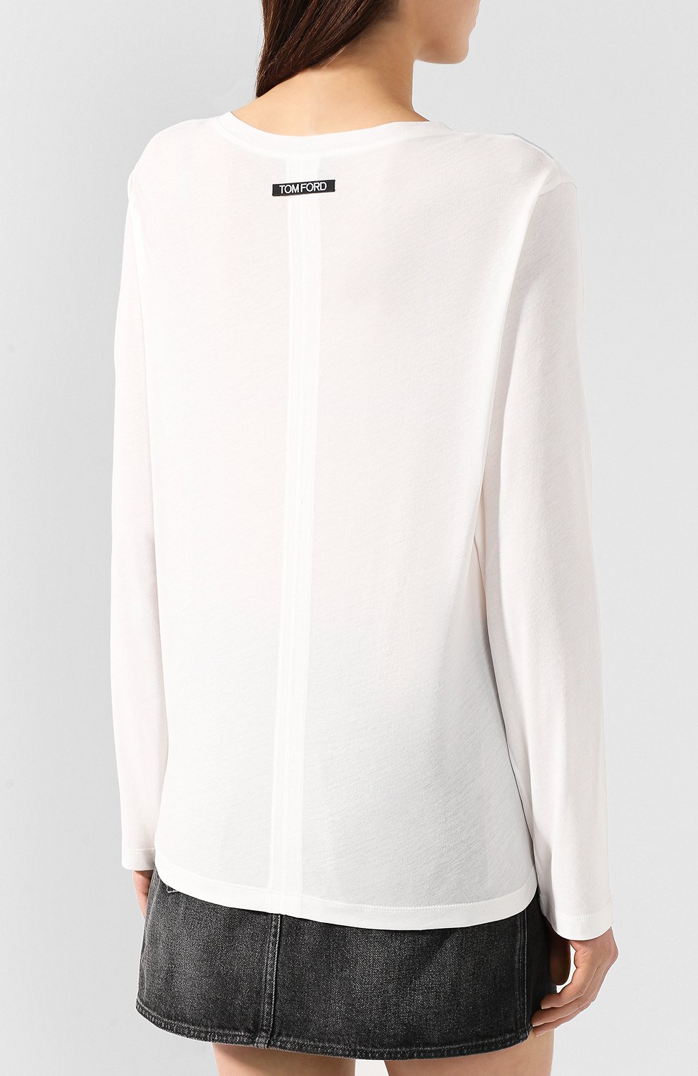 Хлопковый лонгслив TOM FORD белого цвета по цене 56650 руб., арт. TSJ242-FAX262, фото 4 Хлопковый лонгслив TOM FORD, арт. TSJ242-FAX262, фото 4
