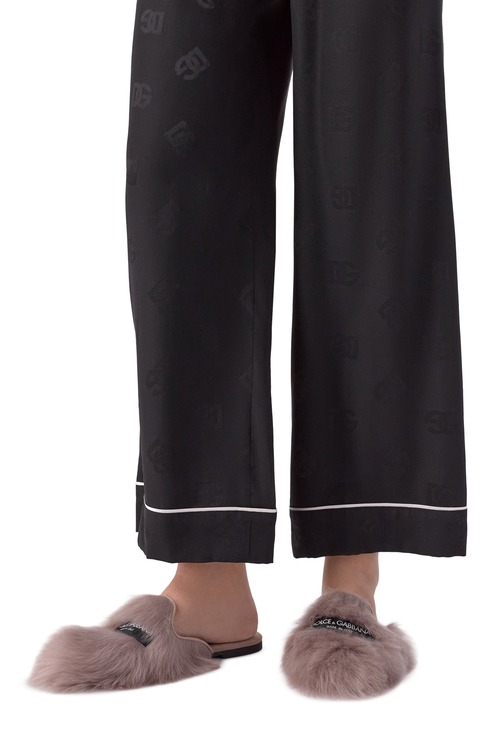 Сабо из овчины DOLCE & GABBANA бежевого цвета по цене 120500 руб., арт. CI0224/A9Y93, фото 2 Сабо из овчины DOLCE & GABBANA, арт. CI0224/A9Y93, фото 2