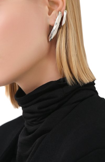 Серьги ALEXANDER MCQUEEN серебряного цвета по цене 72150 руб., арт. 630091/J160Y, фото 2 Серьги ALEXANDER MCQUEEN, арт. 630091/J160Y, фото 2