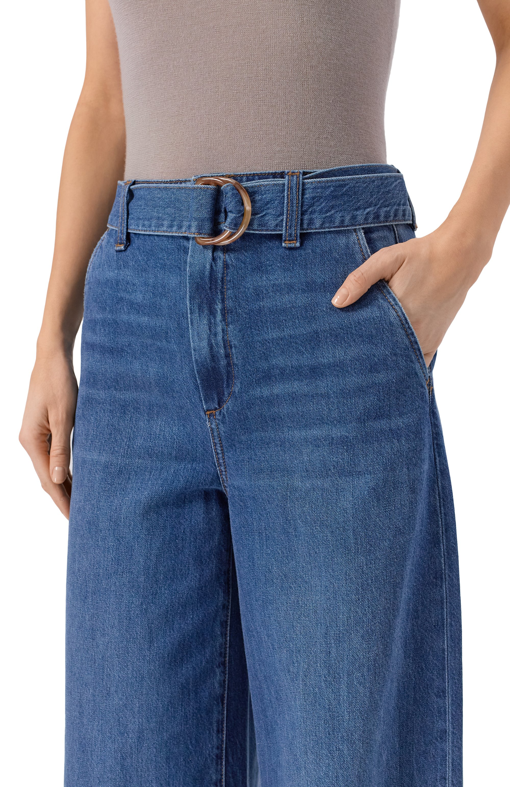 Джинсы cameron PAIGE синего цвета по цене 45650 руб., арт. 1K16Q19-C922, фото 5 Джинсы cameron PAIGE, арт. 1K16Q19-C922, фото 5