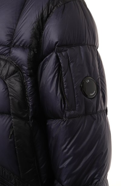 Пуховик C.P. COMPANY темно-синего цвета по цене 78250 руб., арт. 17CM0W206A006099A, фото 5 Пуховик C.P. COMPANY, арт. 17CM0W206A006099A, фото 5